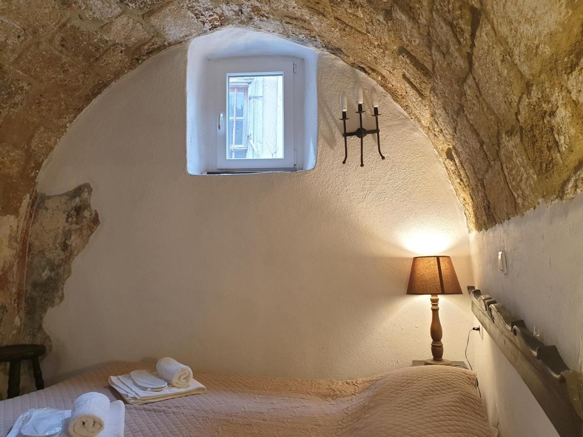 Chris Αpartments Old Town Lägenhet Rhodes City Exteriör bild