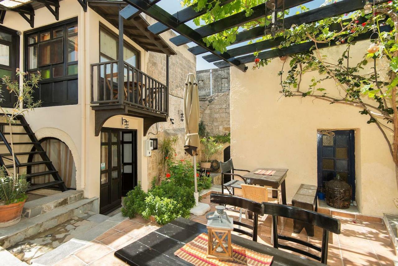 Chris Αpartments Old Town Lägenhet Rhodes City Exteriör bild