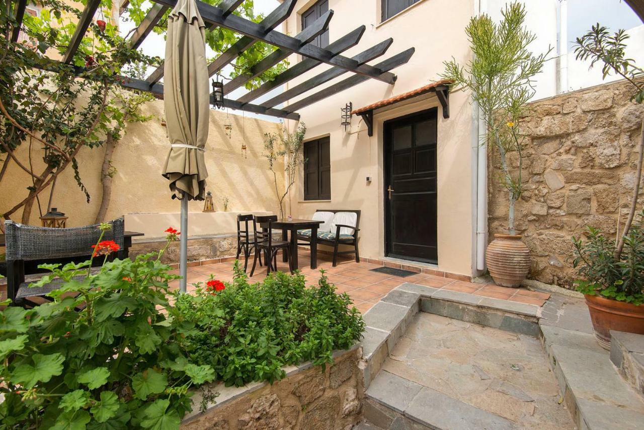 Chris Αpartments Old Town Lägenhet Rhodes City Exteriör bild