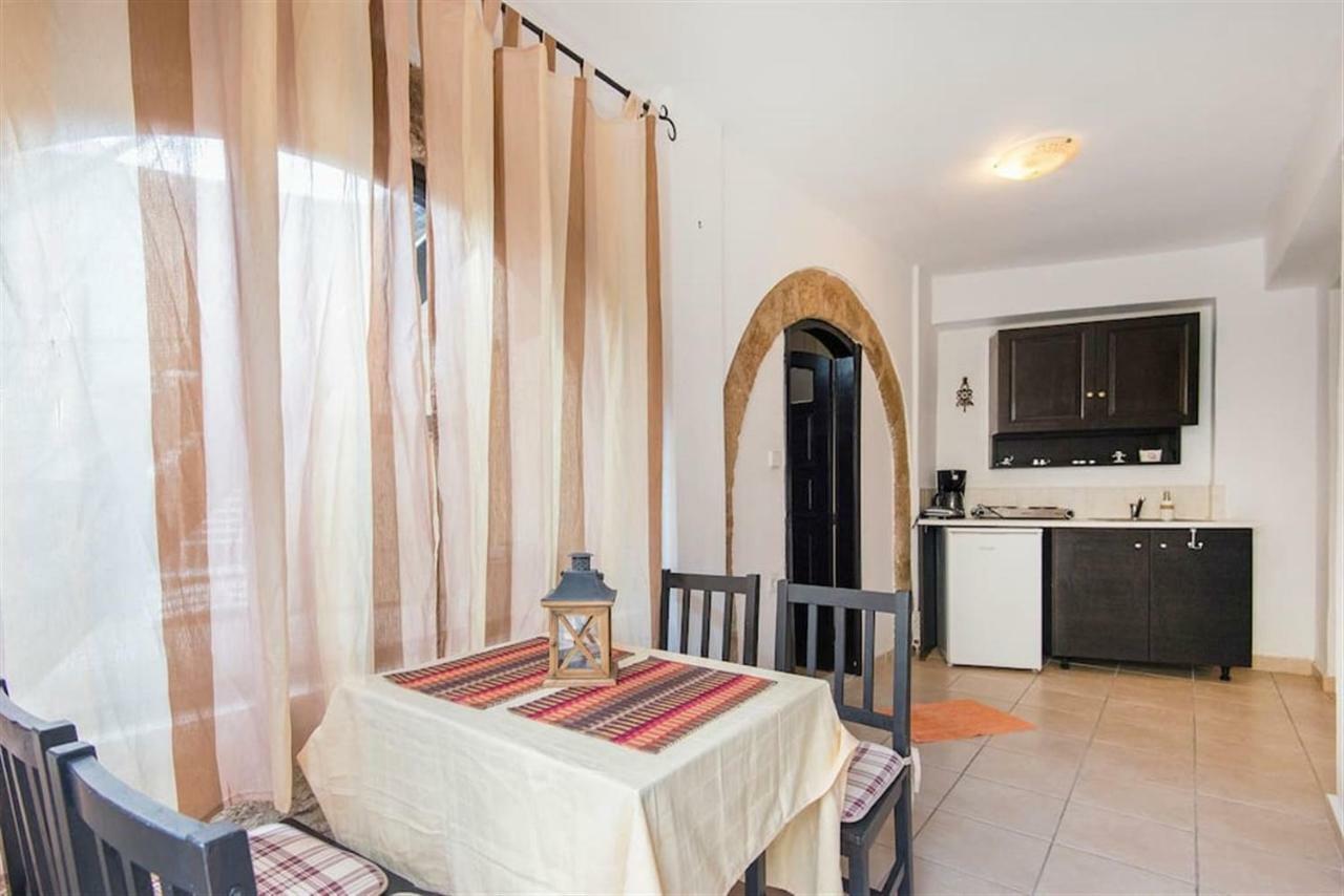 Chris Αpartments Old Town Lägenhet Rhodes City Exteriör bild
